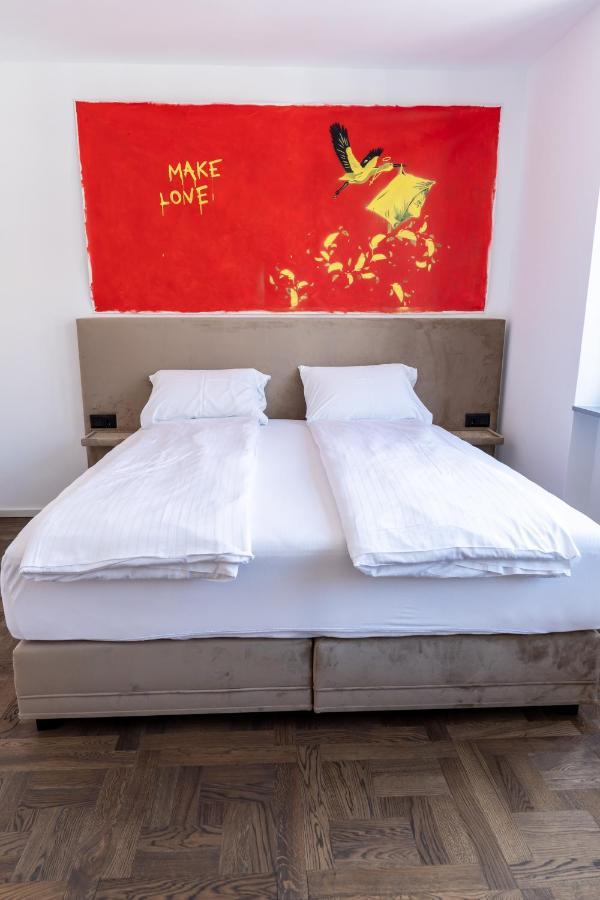 On 6 Rust Apartment Luaran gambar