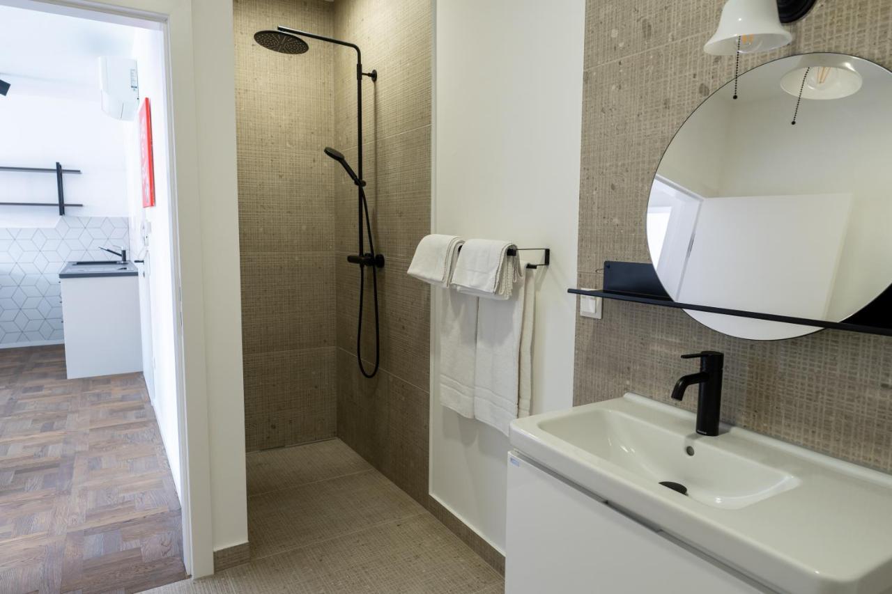 On 6 Rust Apartment Luaran gambar