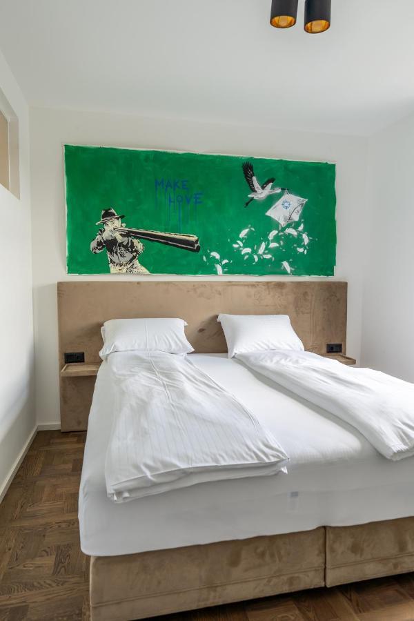 On 6 Rust Apartment Luaran gambar