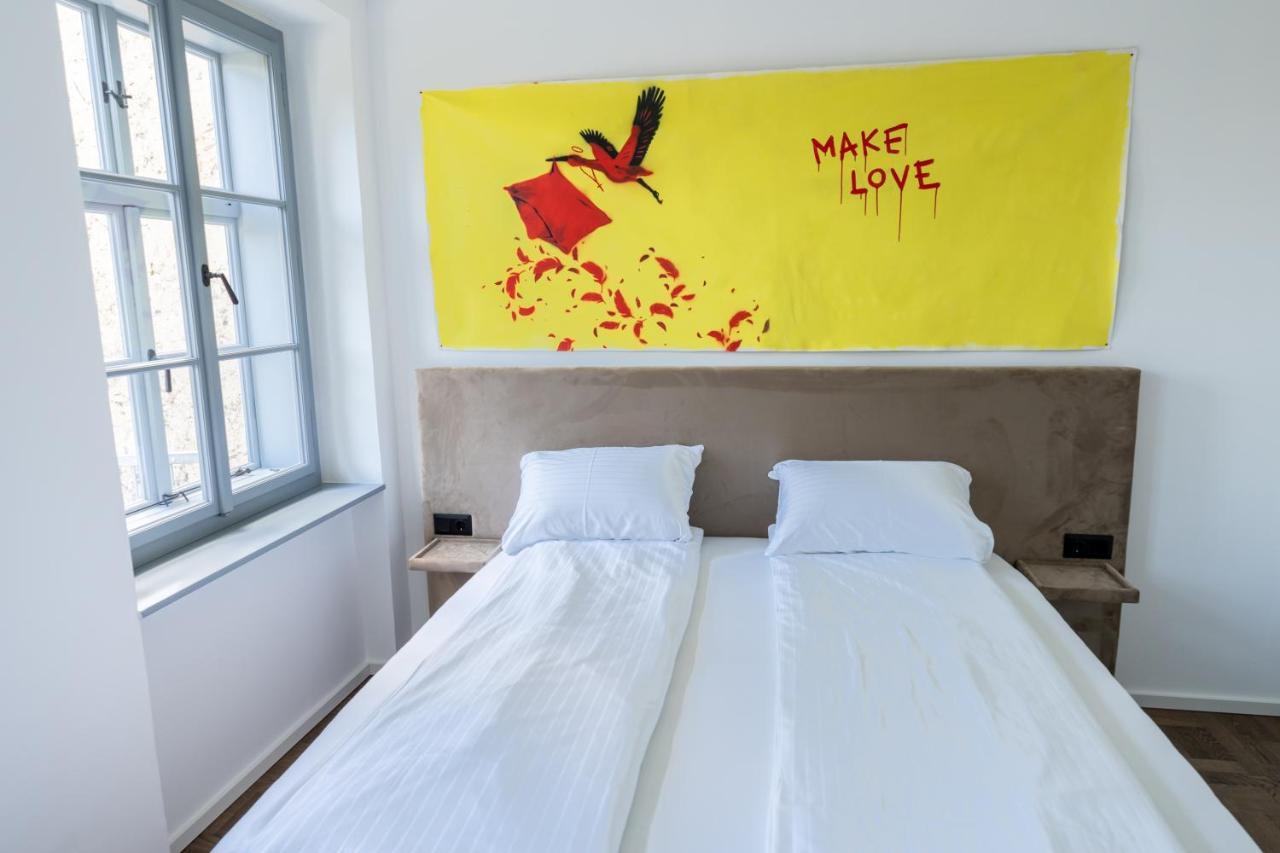 On 6 Rust Apartment Luaran gambar